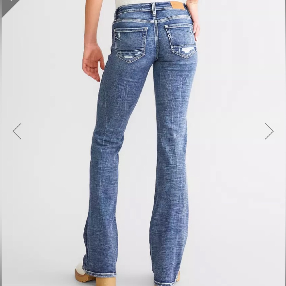 BKE Stella low rise stretch boot cut jean. Size 24x37.5
